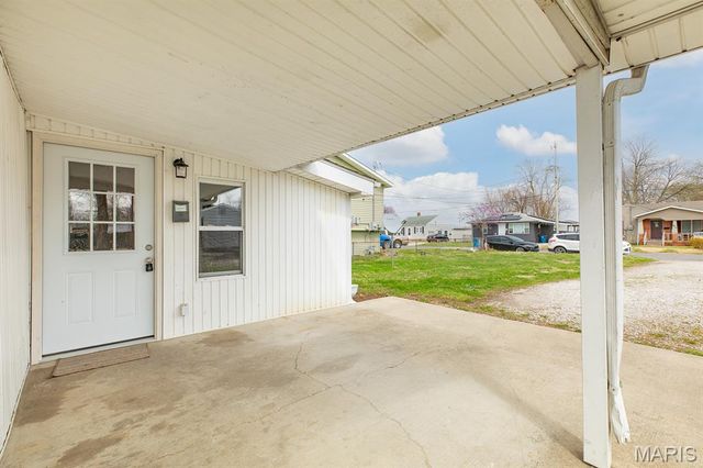 518 B Street, Bethalto, IL 62010