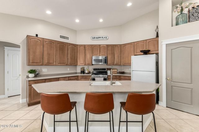 9904 E Monterey Avenue, Mesa, AZ 85209