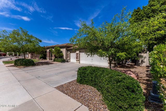 9904 E Monterey Avenue, Mesa, AZ 85209