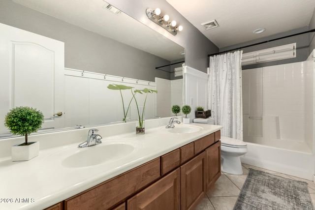 9904 E Monterey Avenue, Mesa, AZ 85209