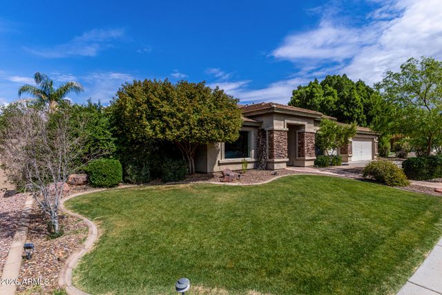 9904 E Monterey Avenue, Mesa, AZ 85209