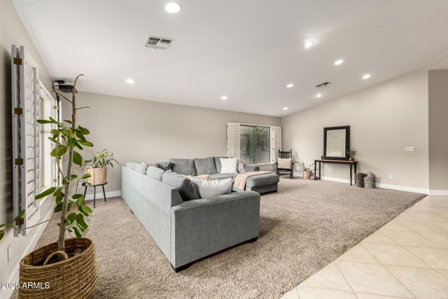 9904 E Monterey Avenue, Mesa, AZ 85209