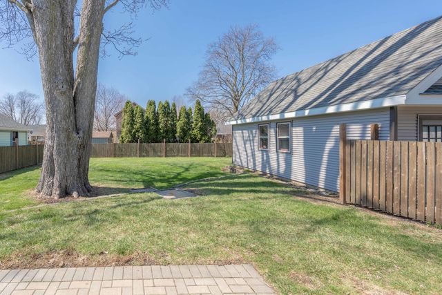 903 S Main Street, Yorkville, IL 60560