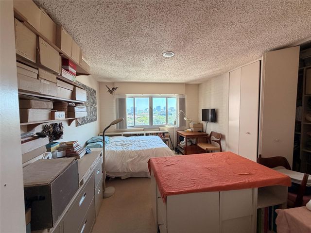 3600 Montrose Boulevard 1005, Houston, TX 77006