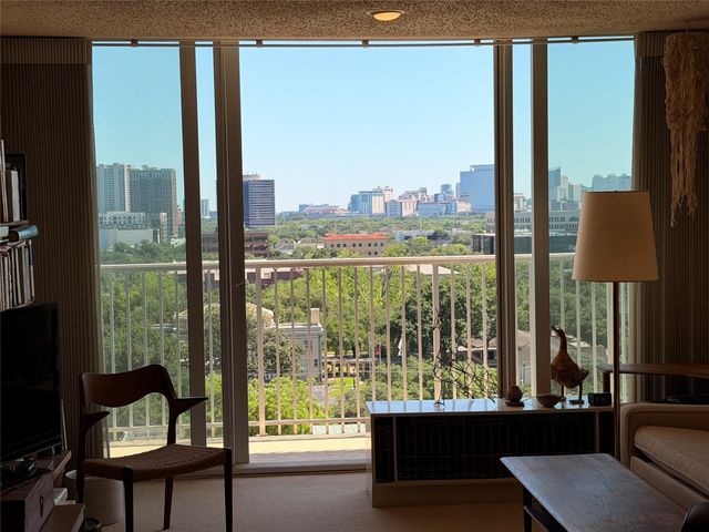 3600 Montrose Boulevard 1005, Houston, TX 77006