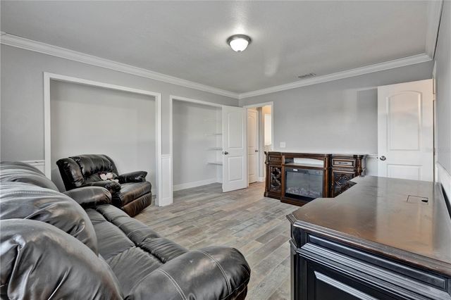 1879 KAMLER AVENUE, Orlando, FL 32817