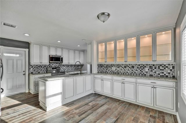 1879 KAMLER AVENUE, Orlando, FL 32817