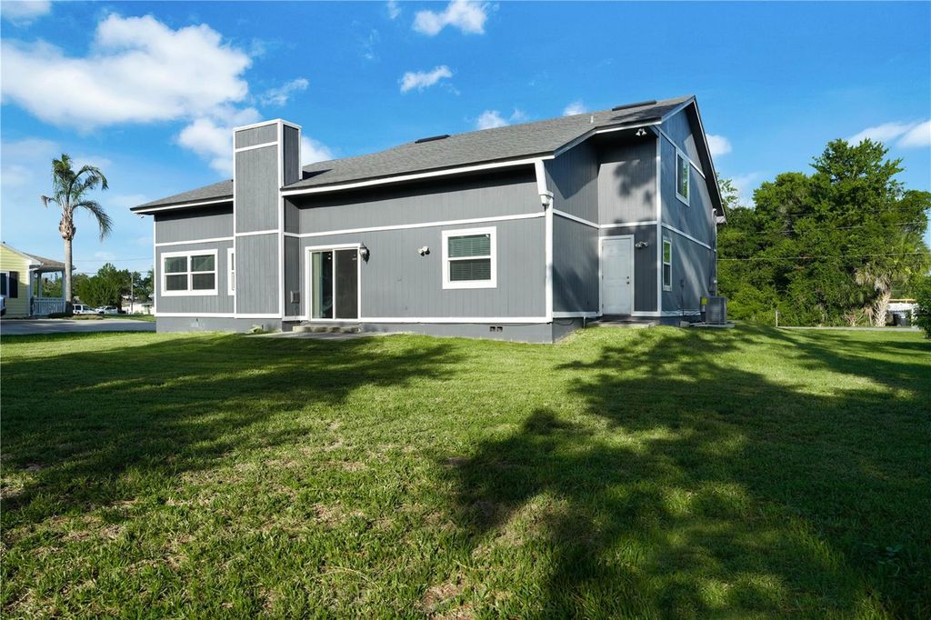 Image 30 of property listing at 1879 KAMLER AVENUE, Orlando, FL 32817