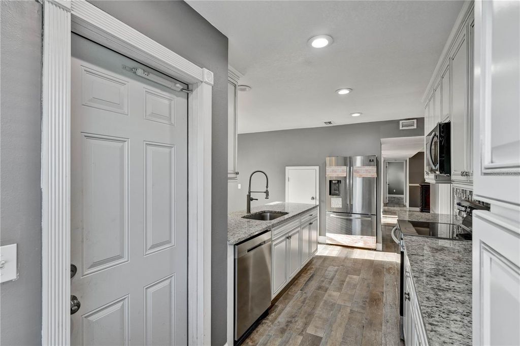 Image 10 of property listing at 1879 KAMLER AVENUE, Orlando, FL 32817