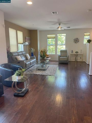 487 Metro Walk Way, Richmond, CA 94801