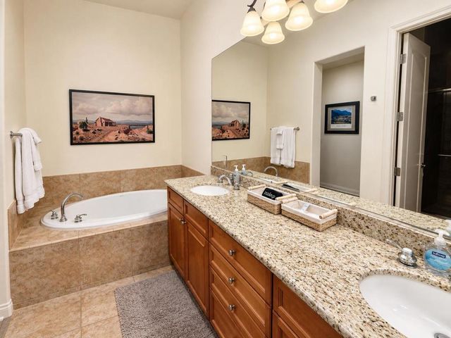 48416 Legacy Drive, La Quinta, CA 92253