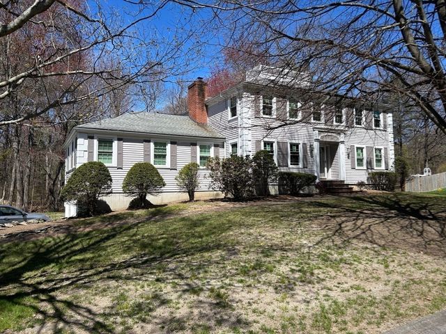 9 College Pond Drive, Danvers, MA 01923