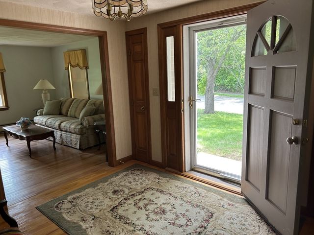 9 College Pond Drive, Danvers, MA 01923