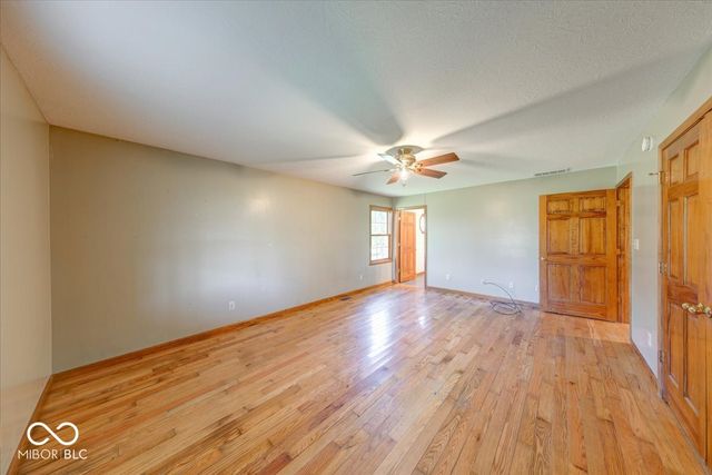 813 S 400 W, Bargersville, IN 46106