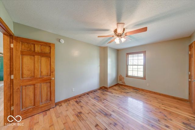 813 S 400 W, Bargersville, IN 46106