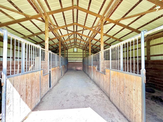 813 S 400 W, Bargersville, IN 46106