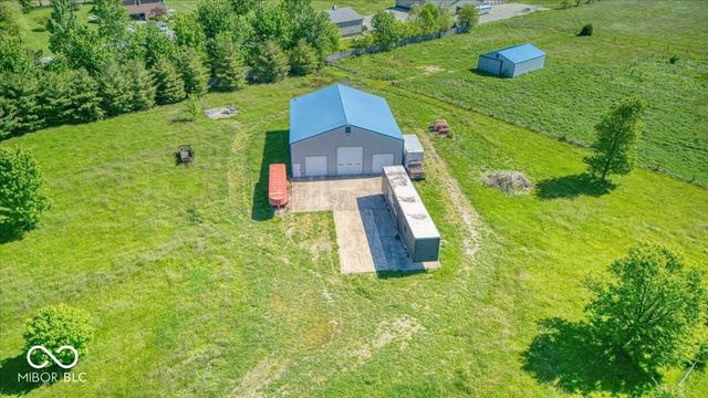 813 S 400 W, Bargersville, IN 46106