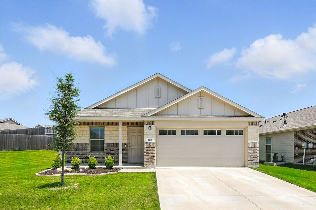 308 Anvil Drive, Fort Worth, TX 76052