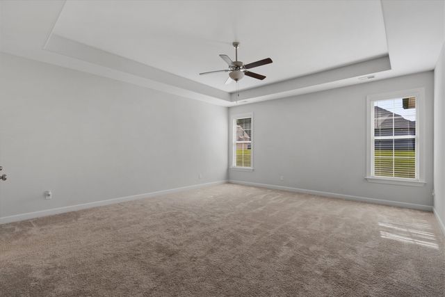 5143 LAWRENCEBURG LN, Lakeland, TN 38002