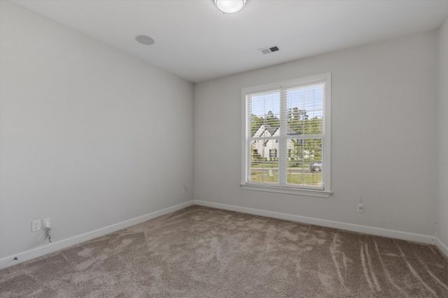 5143 LAWRENCEBURG LN, Lakeland, TN 38002