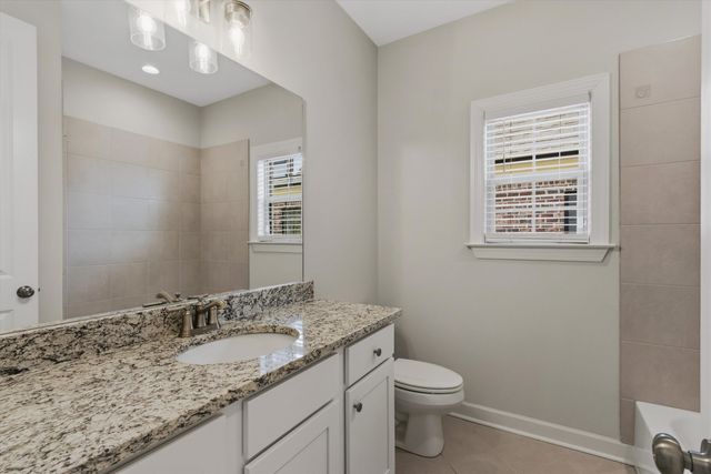 5143 LAWRENCEBURG LN, Lakeland, TN 38002