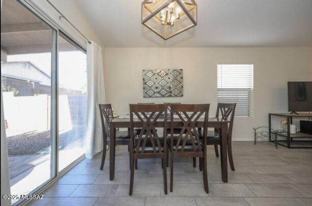 4510 W Sun Quest Street, Tucson, AZ 85741