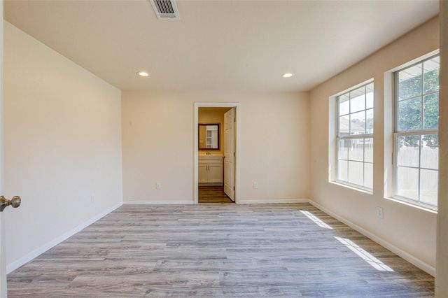 8709 Knox Street A, Houston, TX 77088