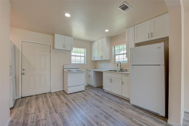 8709 Knox Street A, Houston, TX 77088