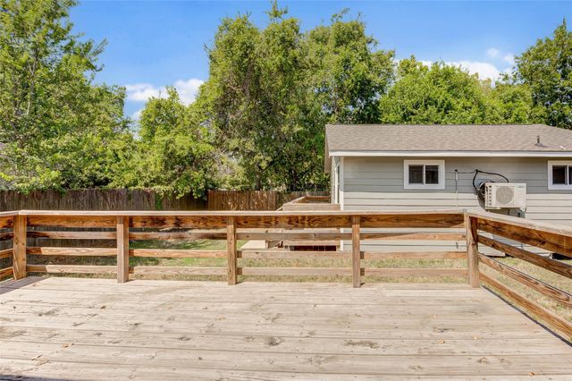 8709 Knox Street A, Houston, TX 77088