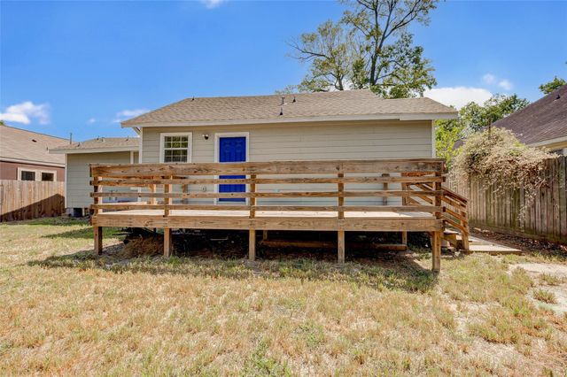 8709 Knox Street A, Houston, TX 77088