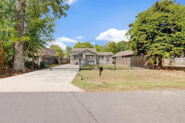 8709 Knox Street A, Houston, TX 77088