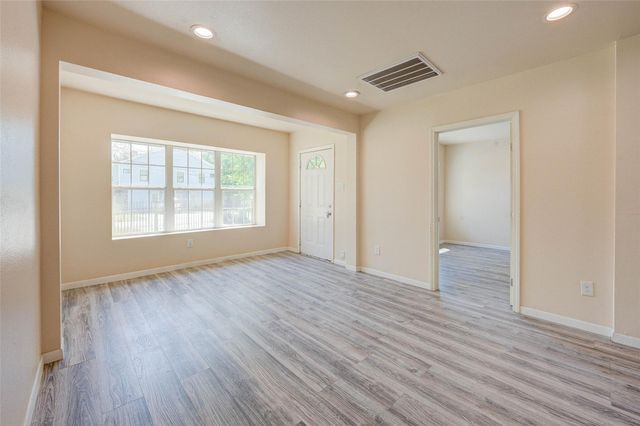 8709 Knox Street A, Houston, TX 77088