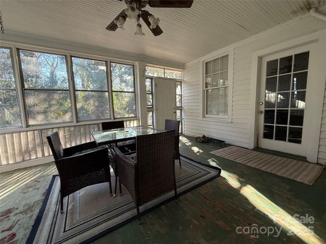 112 E Ashe Street, Wadesboro, NC 28170