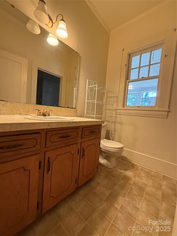 112 E Ashe Street, Wadesboro, NC 28170