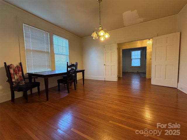 112 E Ashe Street, Wadesboro, NC 28170