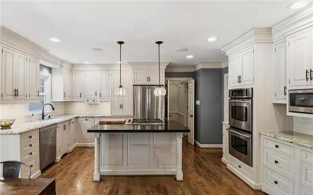 3105 Saint Regis Road, Greensboro, NC 27408