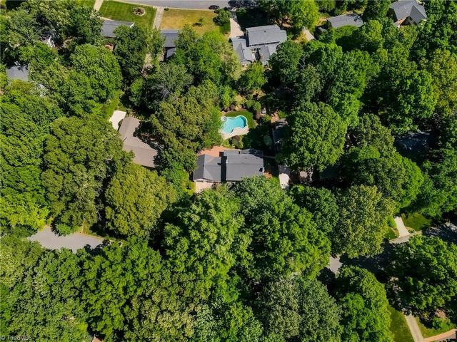 3105 Saint Regis Road, Greensboro, NC 27408