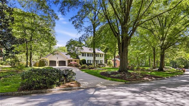 3105 Saint Regis Road, Greensboro, NC 27408