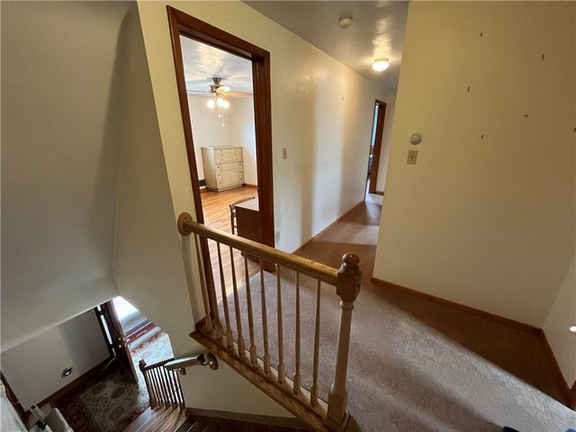 22 Korpar Ln, West Newton, PA 15089