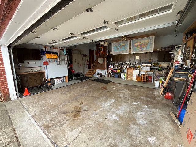 22 Korpar Ln, West Newton, PA 15089