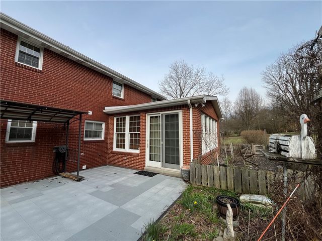 22 Korpar Ln, West Newton, PA 15089