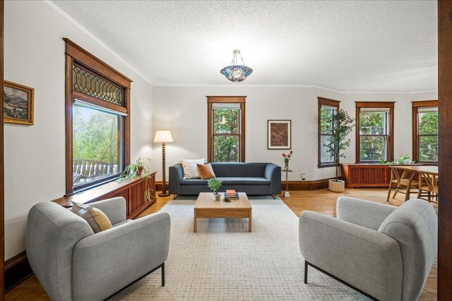 1122 Ashland Avenue, Saint Paul, MN 55104