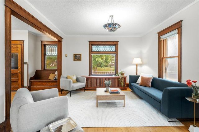 1122 Ashland Avenue, Saint Paul, MN 55104
