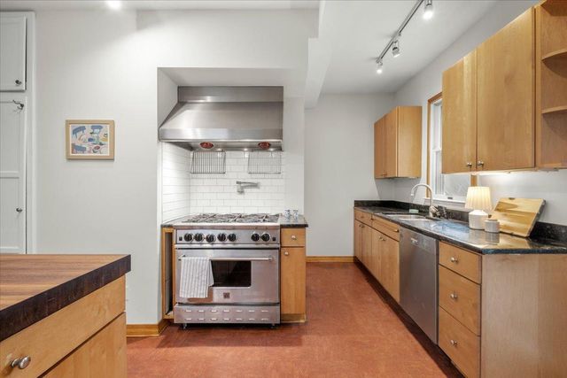 1122 Ashland Avenue, Saint Paul, MN 55104