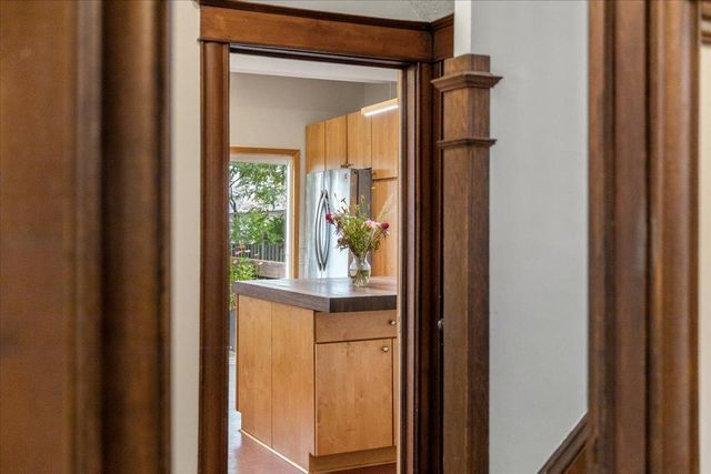 1122 Ashland Avenue, Saint Paul, MN 55104