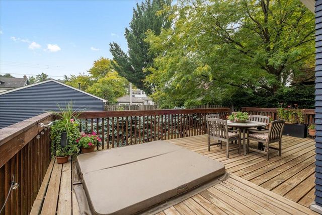 1122 Ashland Avenue, Saint Paul, MN 55104