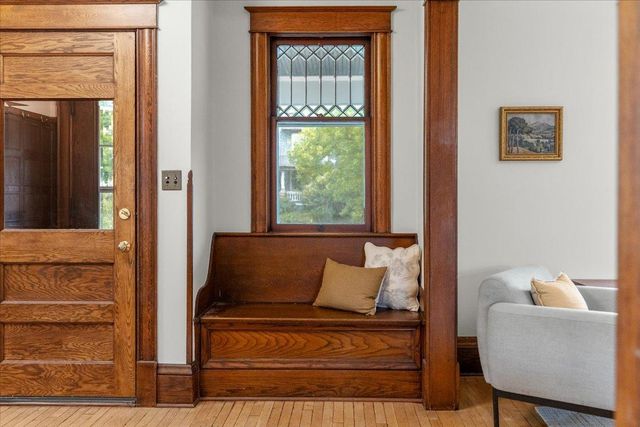 1122 Ashland Avenue, Saint Paul, MN 55104