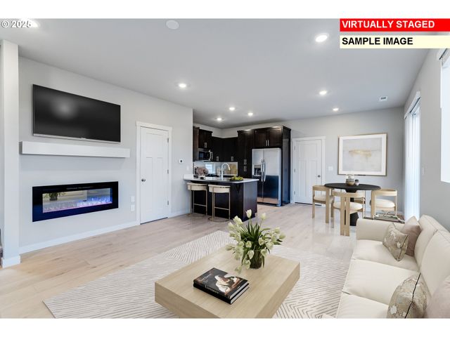 7386 Se Madrone St, Hillsboro, OR 97123