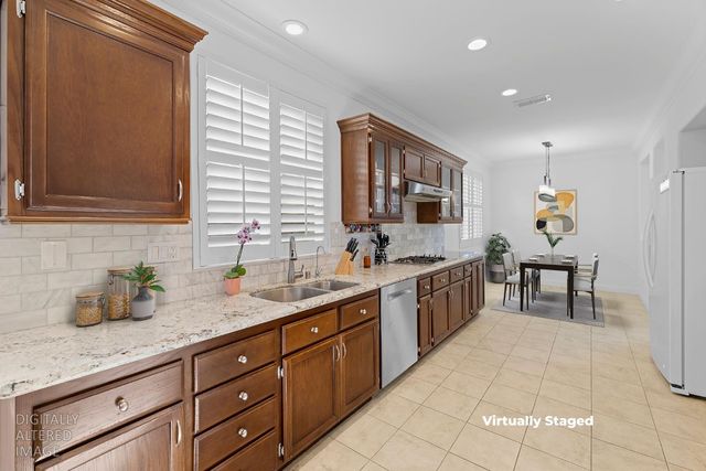 5215 Fawn Crossing Way, Antelope, CA 95843