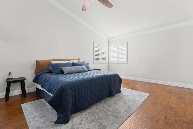 5215 Fawn Crossing Way, Antelope, CA 95843